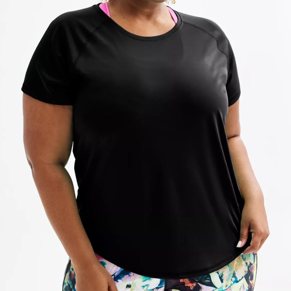 NWOT Tek Gear Dry Tek Moisture Wicking tee